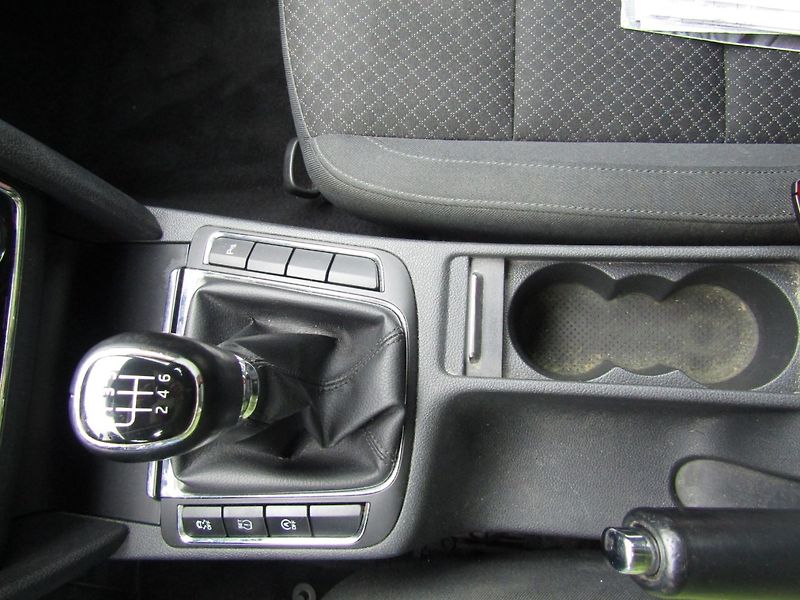 Škoda Superb (2015) 1.6 TDI 77kW  OUTDOOR - fotka 37 z 46