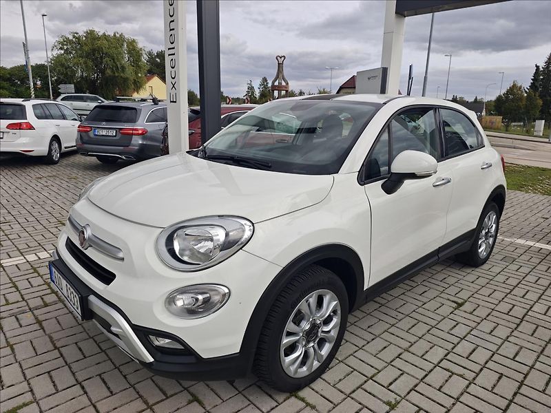Fiat 500X 1,4 Multiair DDCT6 automat - fotka 2 z 19