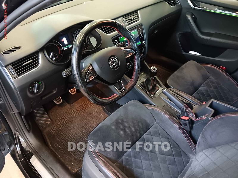 Škoda Octavia (2017) 2.0 TSI, navi, LED - fotka 3 z 3