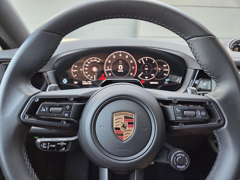 Porsche Cayenne Coupe 260kW Black Edition - fotka 18 z 48