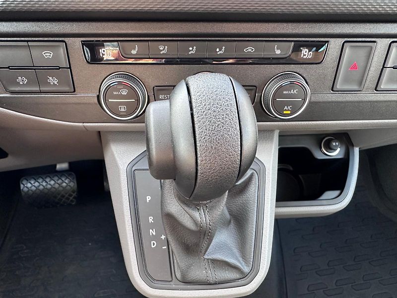 Volkswagen Caravelle 2.0 TDI 4Motion 110kW DSG - fotka 15 z 18