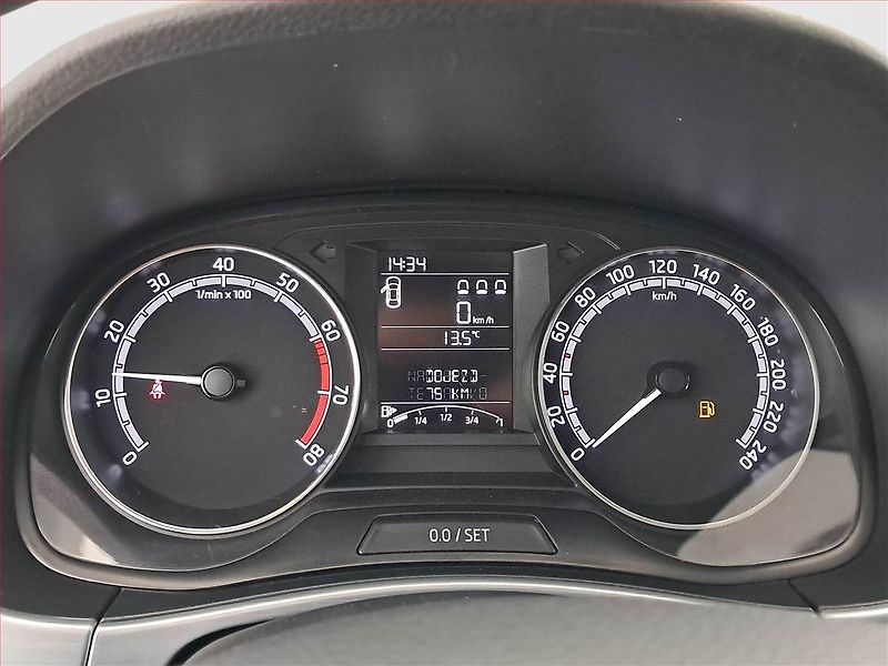 Škoda Fabia (2018) Ambition 1.0 TSI, Serv.kniha - fotka 11 z 18