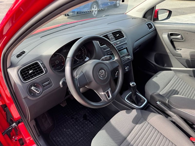 Volkswagen Polo (2012) Comfortline 1.2i 44kW - fotka 11 z 36