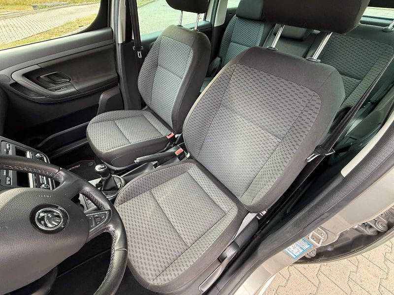 Škoda Roomster (2013) 1,6 TDI AMB bez koroze - fotka 7 z 17