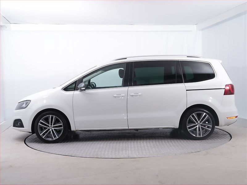 Seat Alhambra (2016) 2.0 TDI, 4X4, 7 míst, Kůže - fotka 3 z 25