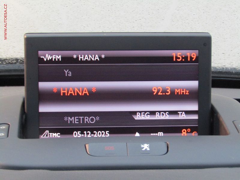 Peugeot 5008 (2011) 1.6HDi, Navi, kůže - fotka 13 z 18