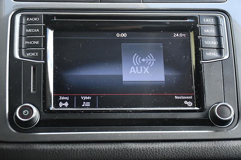 Volkswagen Tiguan 2.0TDi 110kW TAŽNÉ DSG 4MOTION - fotka 37 z 47