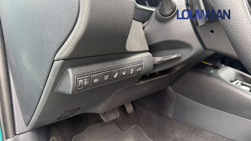 Toyota Corolla 2.0L HEV CVT GR SPORT - fotka 8 z 26