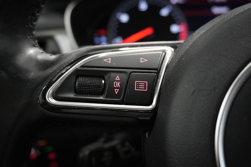 Audi A6  3.0 TDI QUATTRO AUT - fotka 17 z 45