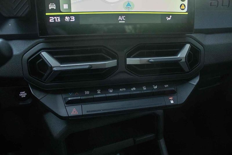 Dacia Duster se letos začala prodávat ve třetí generaci.