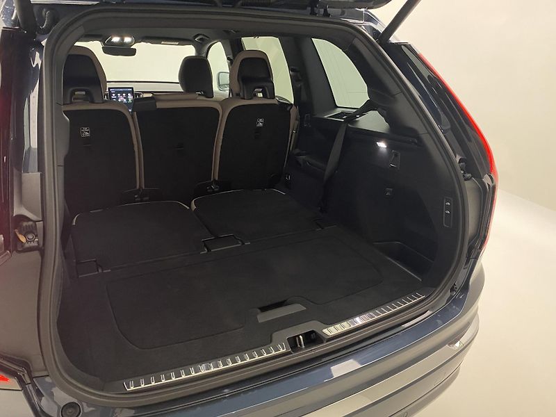 Volvo XC90 (2026) B5 AWD AUT BRIGHT PLUS 7míst - fotka 5 z 63