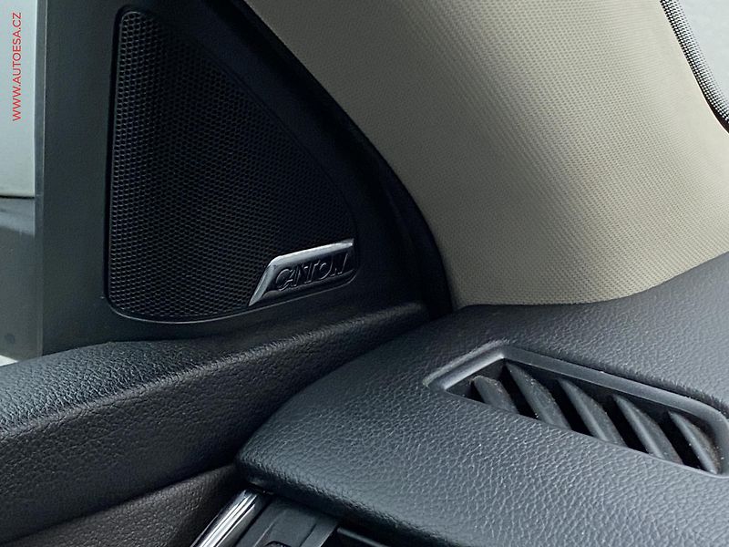 Škoda Octavia (2018) 1.8 TSI, ČR, DSG, LED - fotka 17 z 19