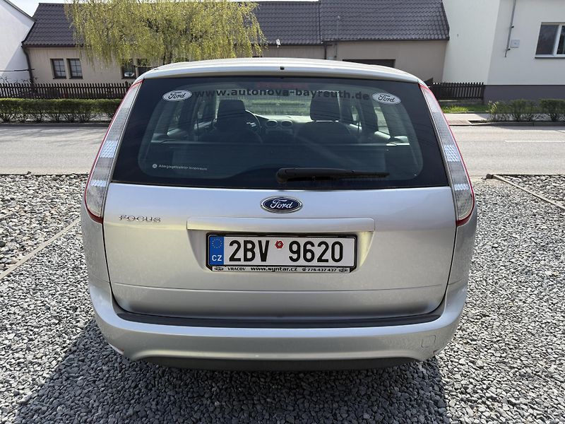 Ford Focus 1.6i 74 KW ALU PEKNY STAV. - fotka 4 z 12