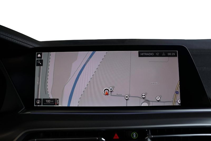 BMW X5 xDrive30d - fotka 15 z 30