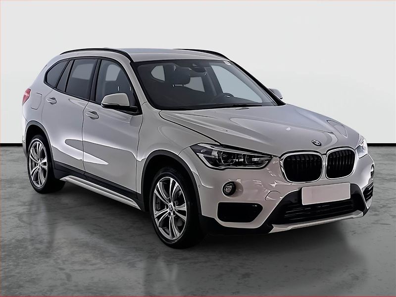 BMW X1 (2019) sDrive18i, Automat, Navi - fotografie inzerátu
