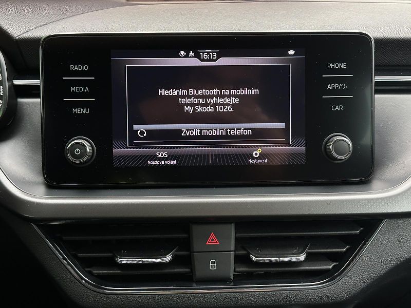 Škoda Kamiq 1.0TSi 110PS Ambition LED Temp - fotka 21 z 36