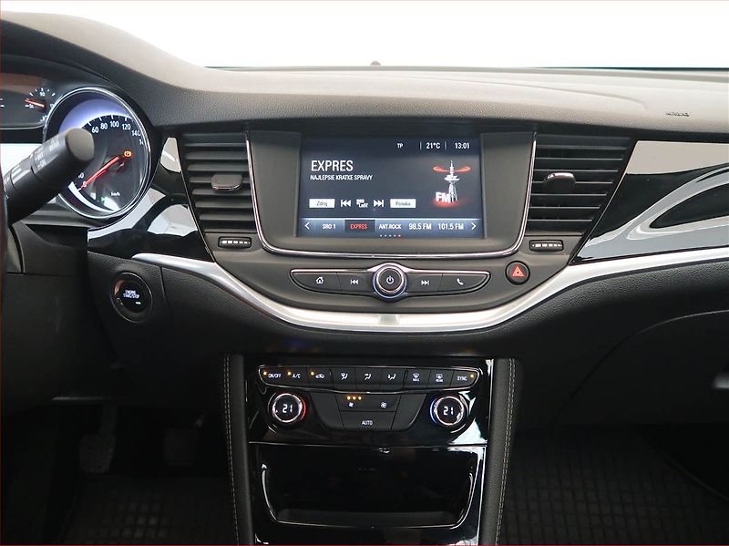 Opel Astra (2017) 1.4 T, Serv.kniha, Tempomat - fotka 12 z 15