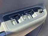 Volkswagen Sharan (2013) 2.0 TDi, Comfortline, panor - náhled 11