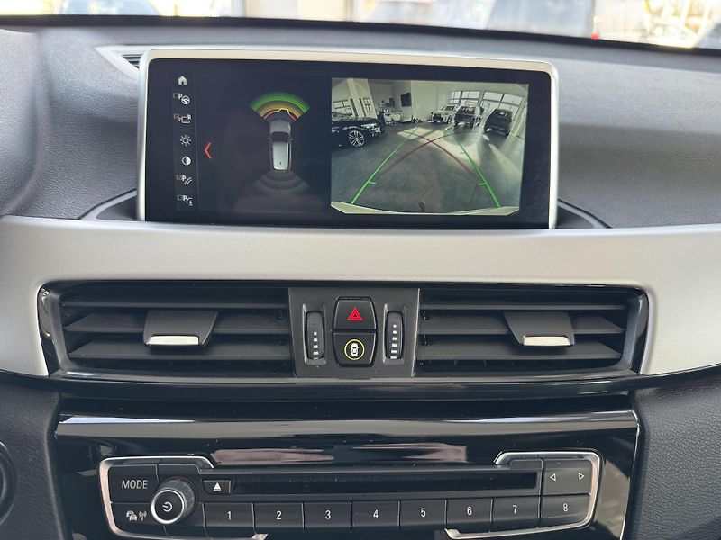 BMW X1 (2019) xDrive 18d AUT. LED NAVI TAŽNÉ - fotka 25 z 28