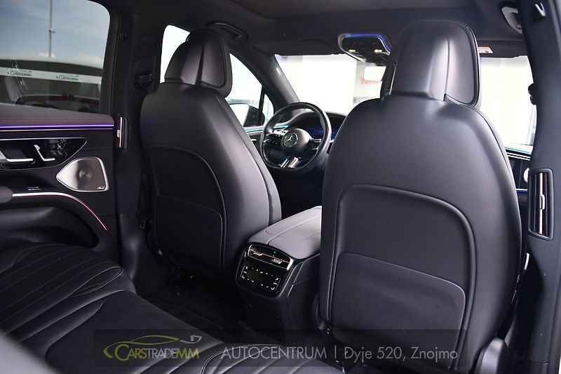 Mercedes-Benz EQS 580 4MATIC AMG 5L-ZÁRUKA  - fotka 15 z 64