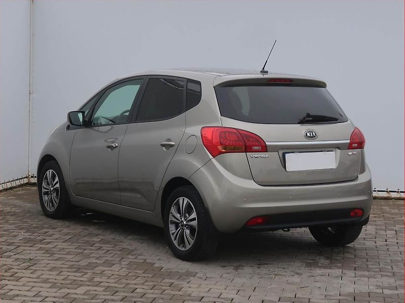 Kia Venga (2015) 1.4 CRDi, Serv.kniha, Tempomat - fotka 4 z 18
