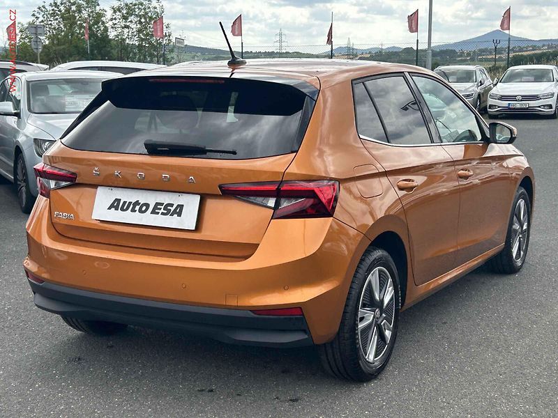 Škoda Fabia (2023) 1.0 TSi, 1.maj,ČR, Style, DSG - fotka 4 z 20