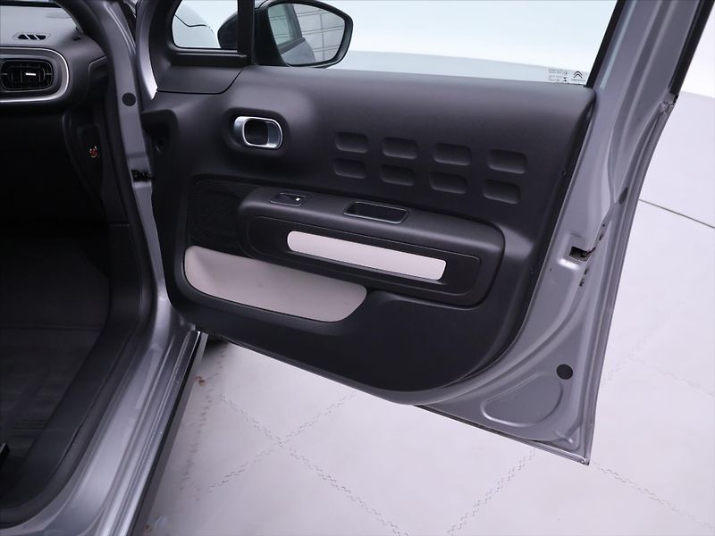Citroën C3 1,2 PT FEEL Navi DPH 1.Maj. - fotka 13 z 32