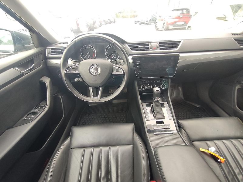 Škoda Superb (2018) 2.0 TDI 140kW 4x4 TZ 1.majitel - fotka 2 z 46