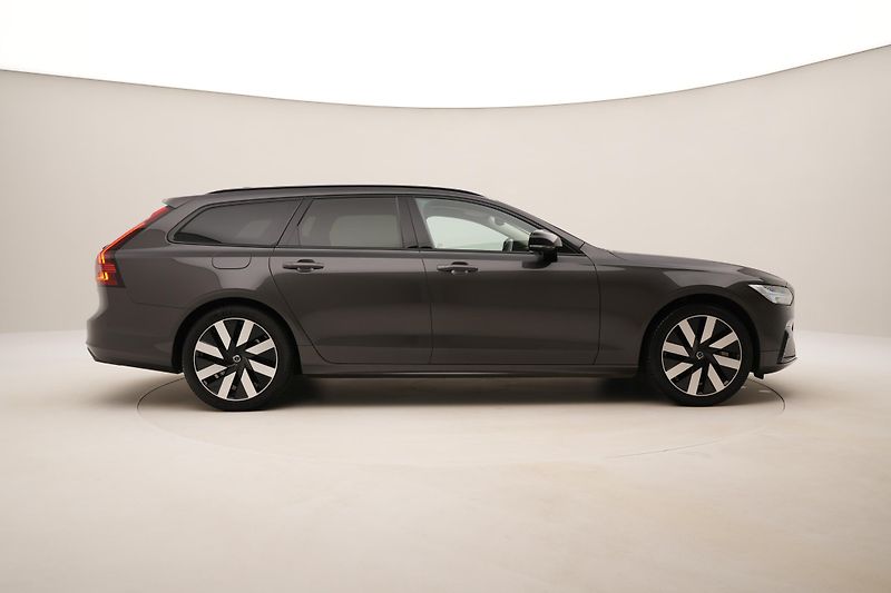 Volvo V90 T6 AWD RECHARGE DARK PLUS AUT - fotka 14 z 61
