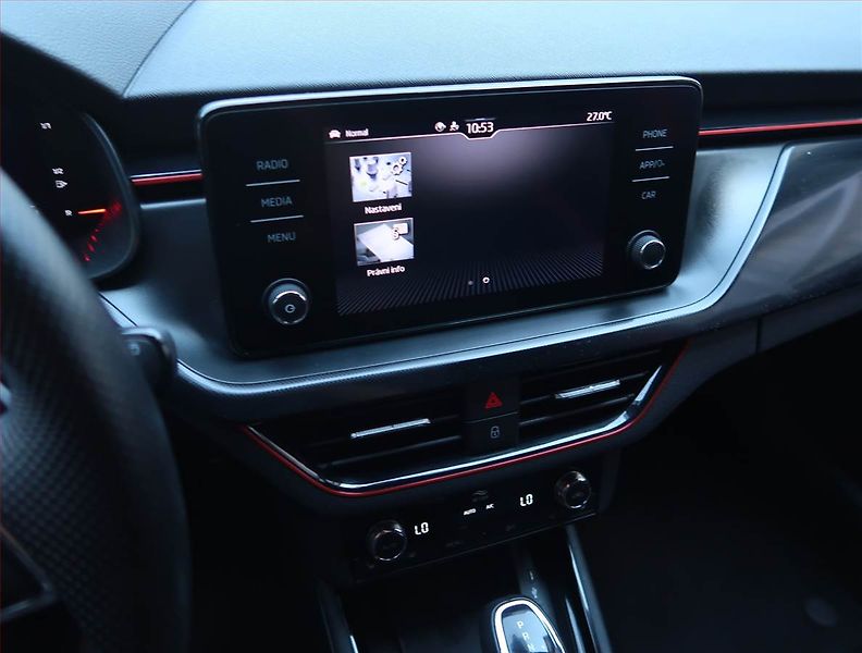 Škoda Scala (2022) Monte Carlo 1.0 TSI - fotka 20 z 21