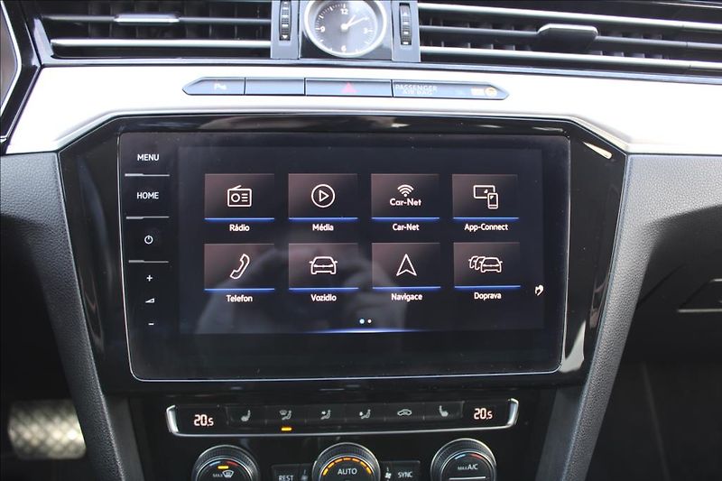 Volkswagen Passat 2,0 TDi  DSG, 4x4, HIGHLINE - fotka 19 z 31