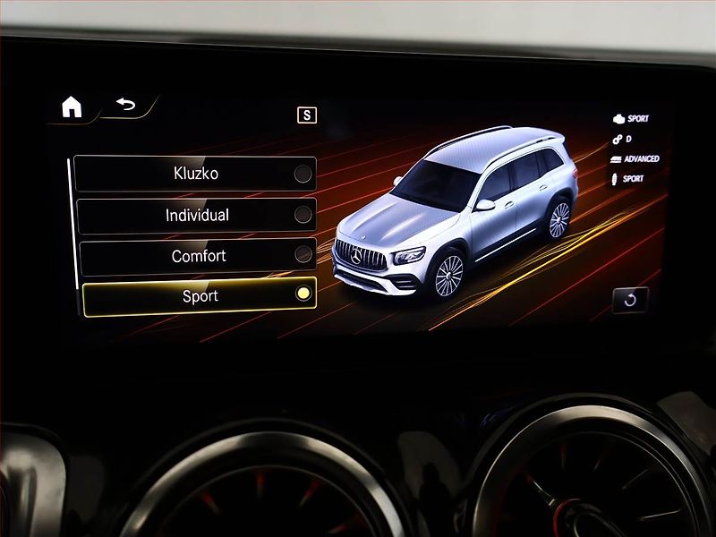 Mercedes-Benz GLB (2022) 35 AMG 4MATIC - fotka 17 z 20