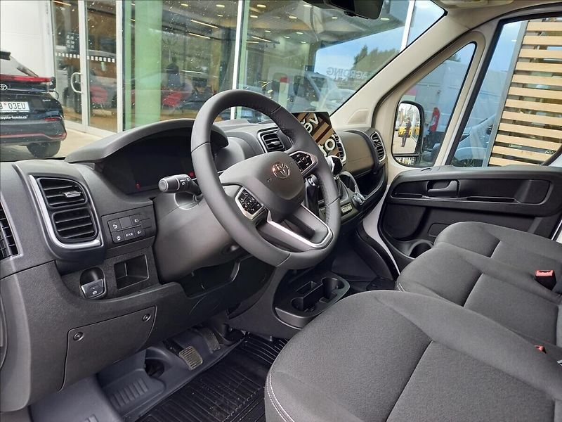 Toyota Proace Max 2,2 L2H2 140k AT8 KOMFORT +odp - fotka 6 z 9