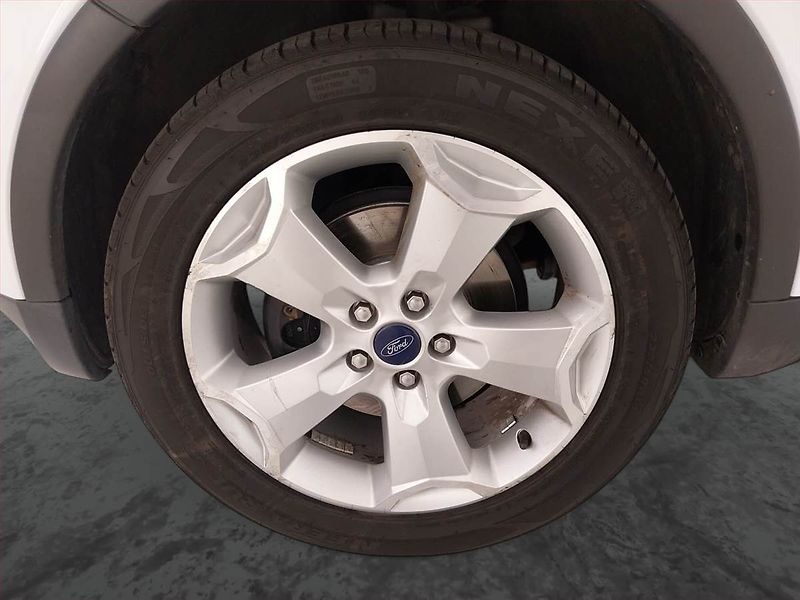 Ford Kuga (2012) Titanium 2.0 TDCi, 4X4 - fotka 15 z 19