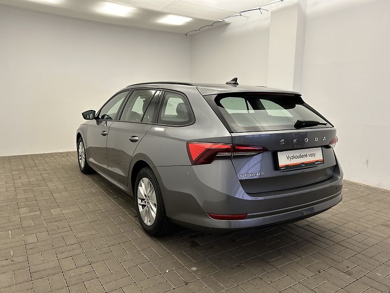 Škoda Octavia 1.5 TSI Ambition - fotka 20 z 23