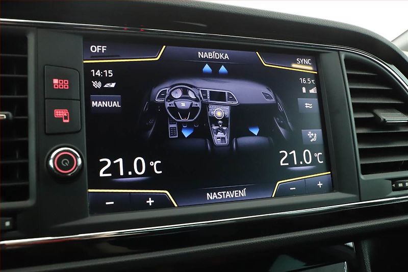 Seat Leon (2018) 2.0 TSI Cupra 300, CUPRA 300 - fotka 18 z 24