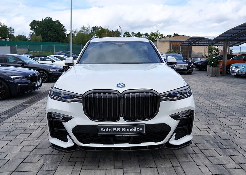 BMW X7 40d xDrive/Mpaket/AT9/22/340PS - fotka 1 z 50