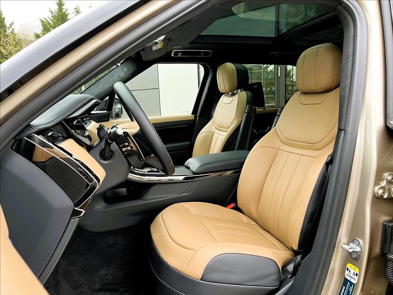 Land Rover Range Rover Sport (2026) 3,0 P550e AUTOBIOGRAPHY PHEV / - fotka 14 z 48