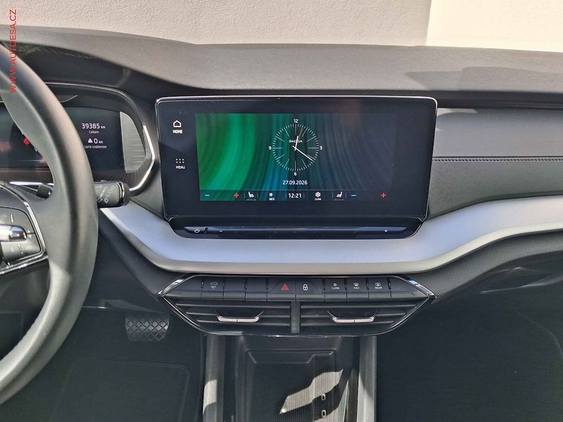 Škoda Octavia (2023) 1.5TSI E-Tec, ČR, DSG, navi - fotka 12 z 20