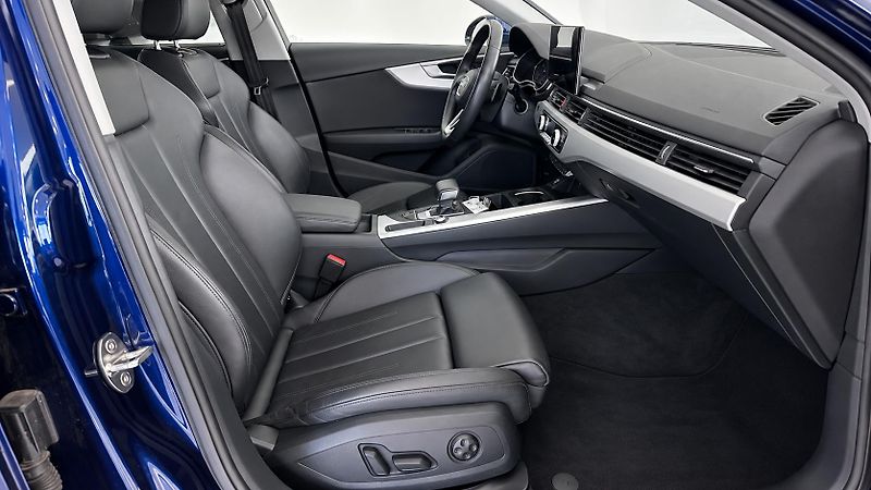Audi A4 Allroad (2021) - fotka 11 z 19