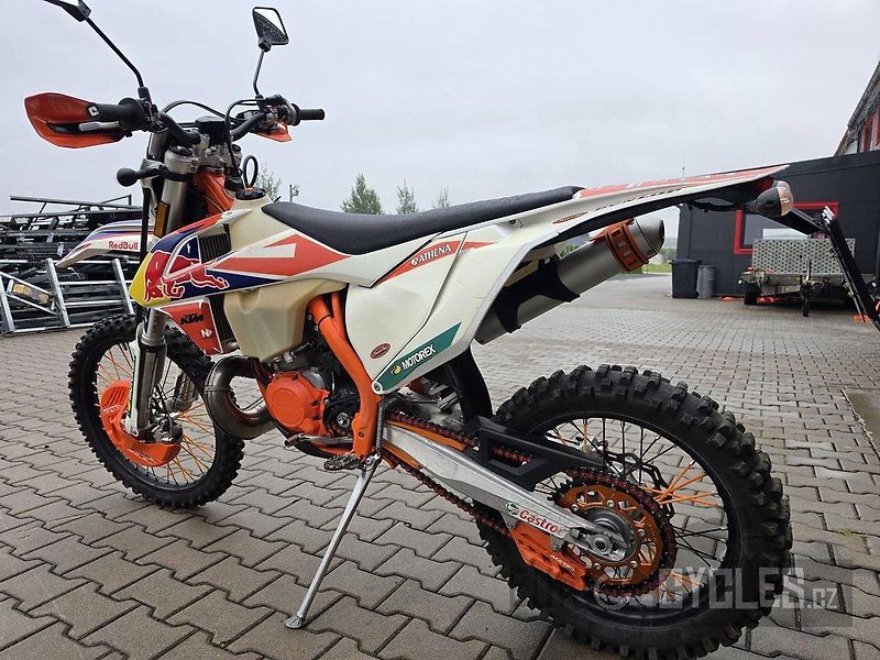 KTM 300 EXC TPI (2019) - fotka 6 z 17