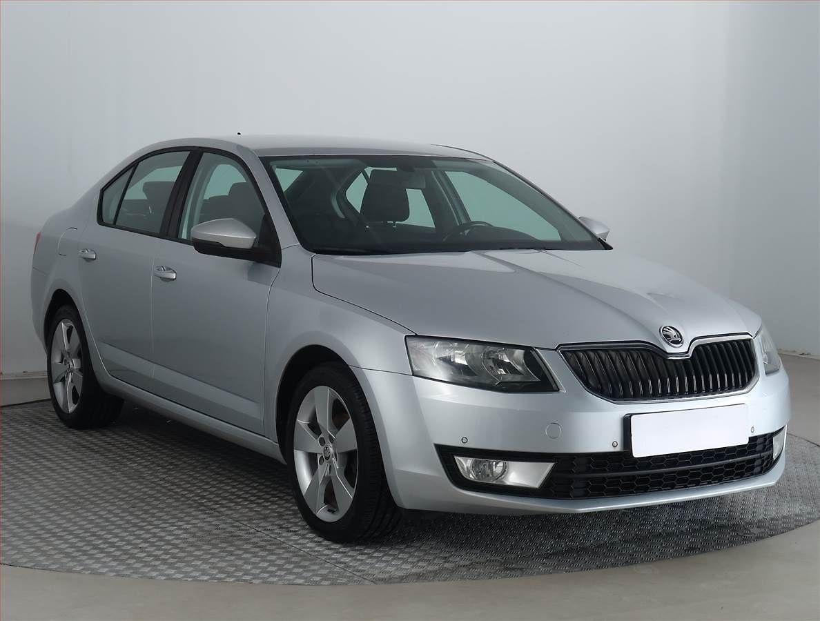 Škoda Octavia Elegance 1.6 TDI, Tempomat