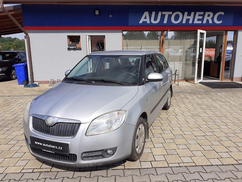 Škoda Fabia (2008) 1.2 HTP LPG - fotka 1 z 36