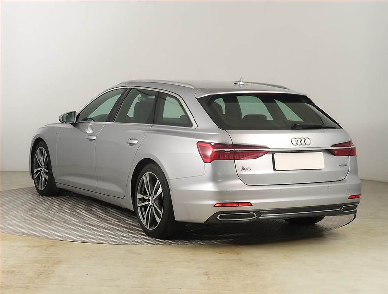 Audi A6 (2019) S line 40 TDI - fotka 4 z 26