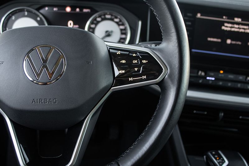 Volkswagen Touareg - fotka 24 z 26