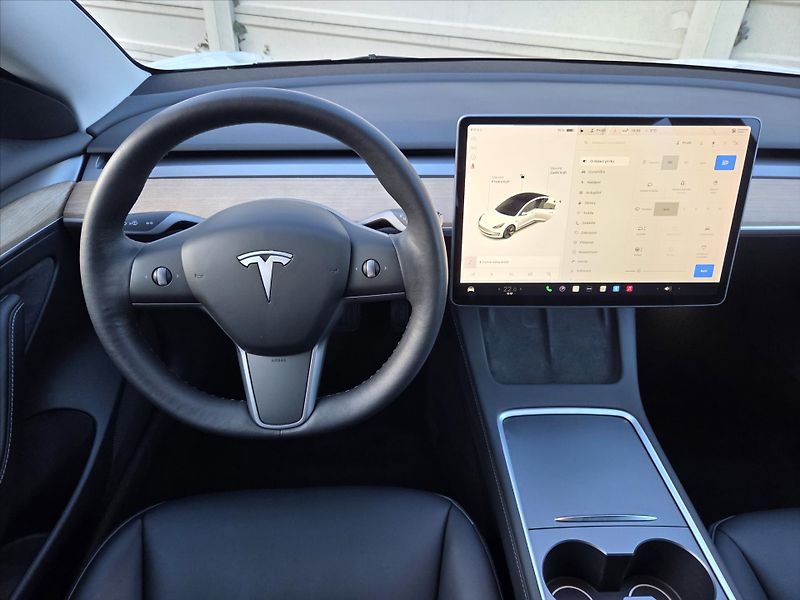 Tesla Model 3 0,0 Long Range RWD SOH 96% 1.m - fotka 13 z 17
