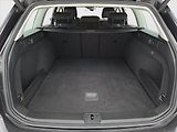 Volkswagen Passat (2019) 1.6 TDI, Automat, Navi - náhled 14