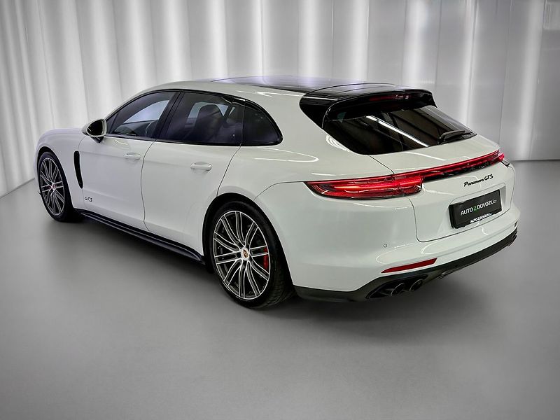 Porsche Panamera GTS 338KW SPORT TURISMO - fotka 5 z 30