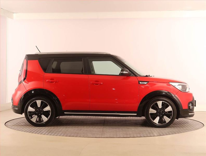 Kia Soul (2017) 1.6 GDI, Automat, Serv.kniha - fotka 6 z 22