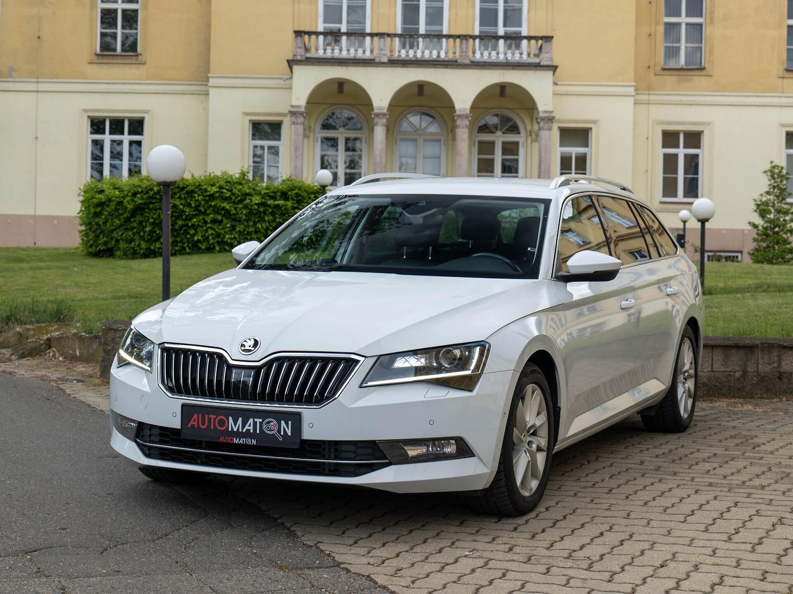 Škoda Superb 1.5 TSI DSG Kůže Matrix Canton